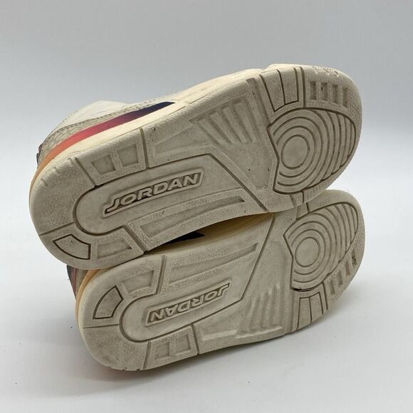 Youth 11.5C J. Balvin x Air Jordan 3 Retro PreSchool 'Medellín Sunset'FN0346-901 - Picture 8 of 10